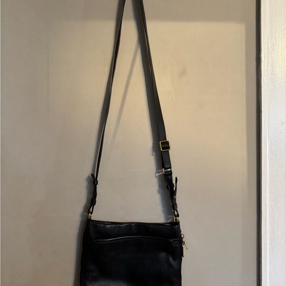 Elegant Fossil Black Leather Crossbody Bag - Picture 11 of 14